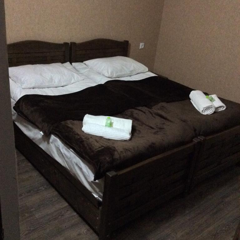Guest House Chuta In Lagami Mestia Bagian luar foto