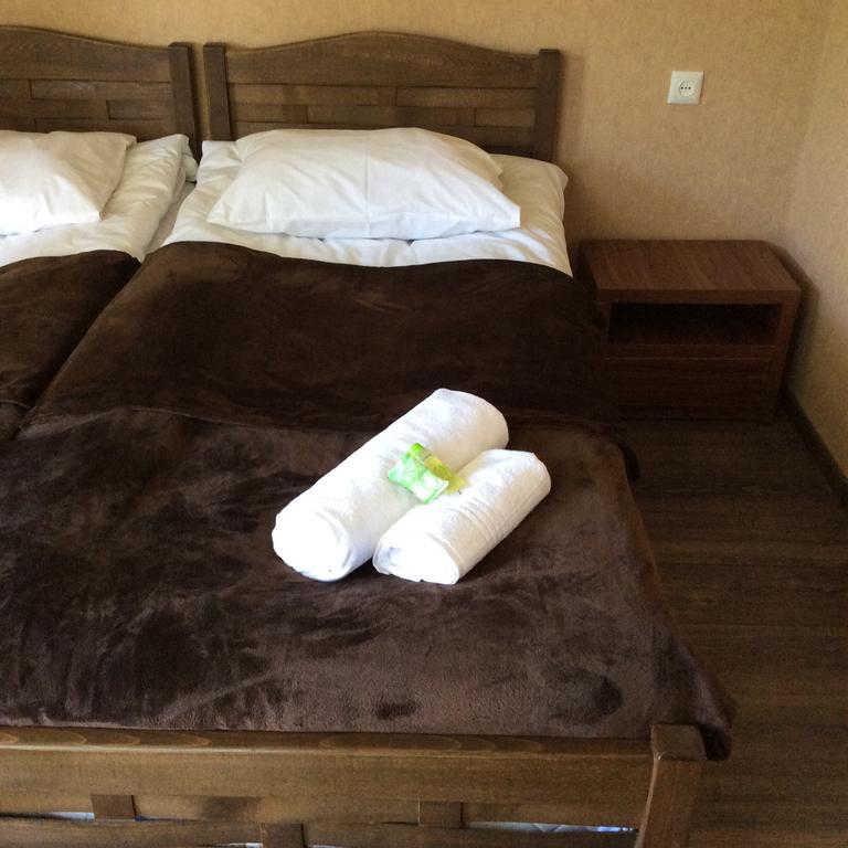 Guest House Chuta In Lagami Mestia Bagian luar foto