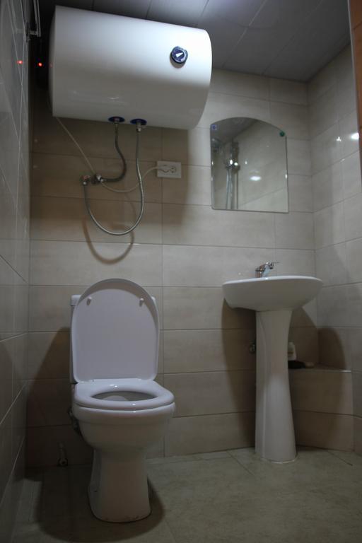 Guest House Chuta In Lagami Mestia Bagian luar foto